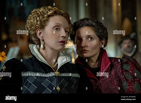 ruby bentall nude|Ludivine Sagnier, Ruby Bentall Lesbian Scene in The Serpent。